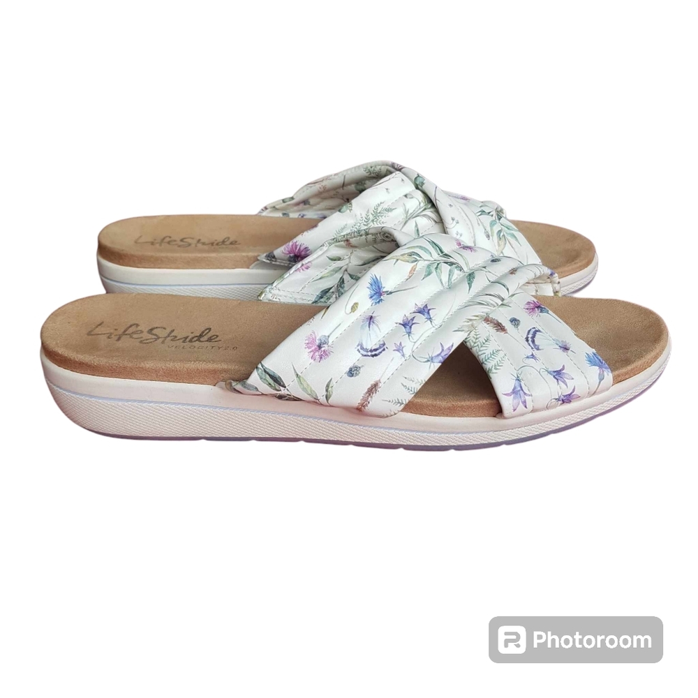 LifeStride Womens Panama Faux Leather Slip On Wedge Sandals Floral Lilac - Picture 1 of 16
